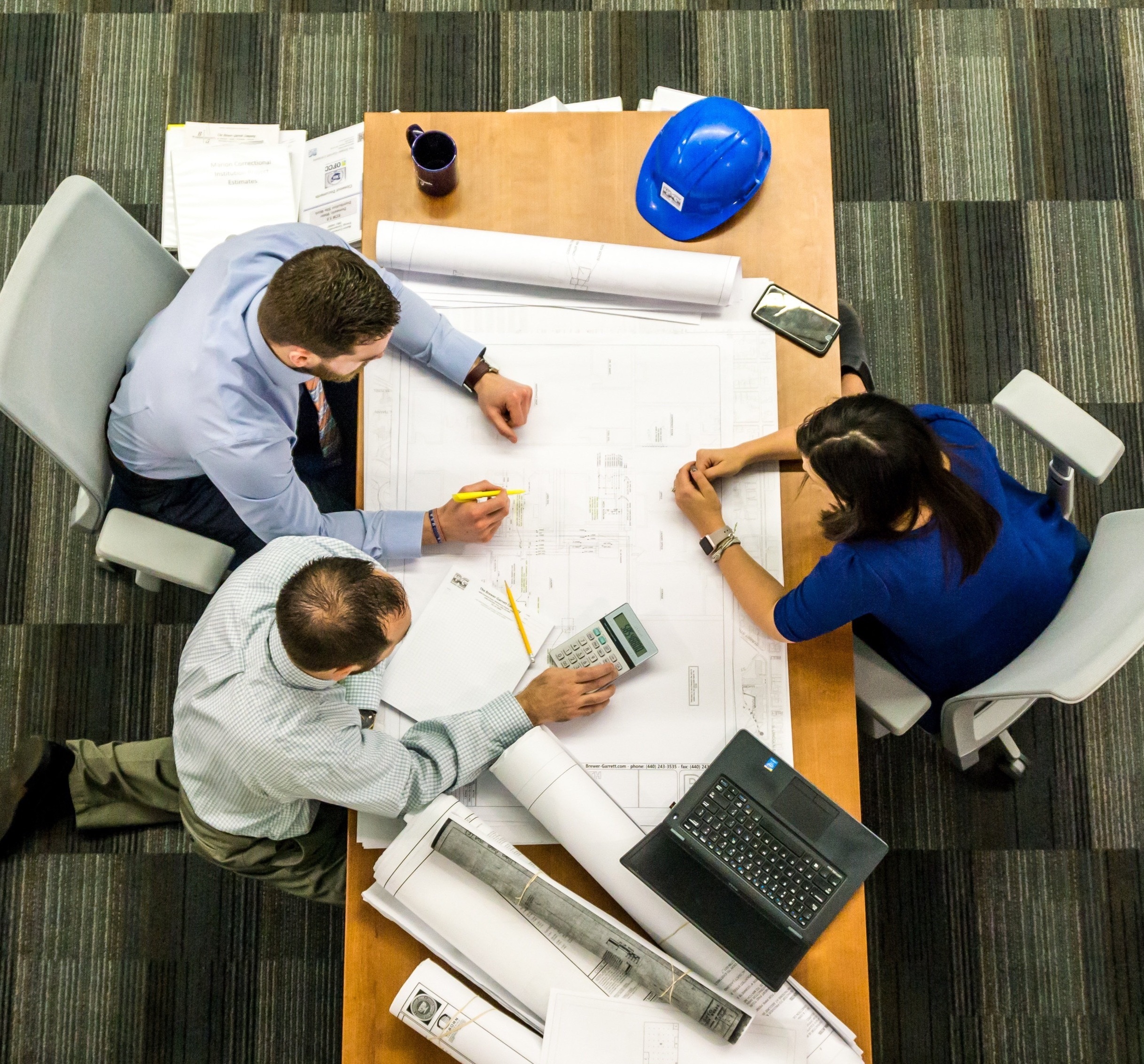 gallery/meeting-2284501